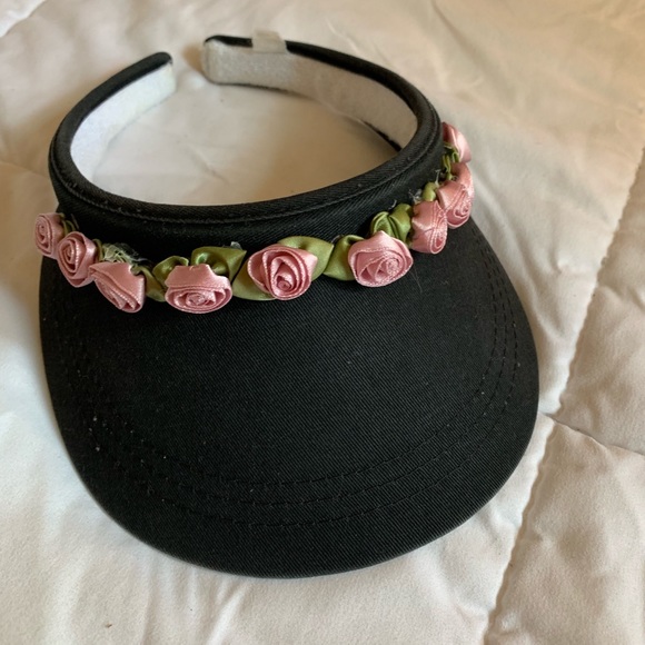 Vintage 90s rosette visor - Picture 1 of 2
